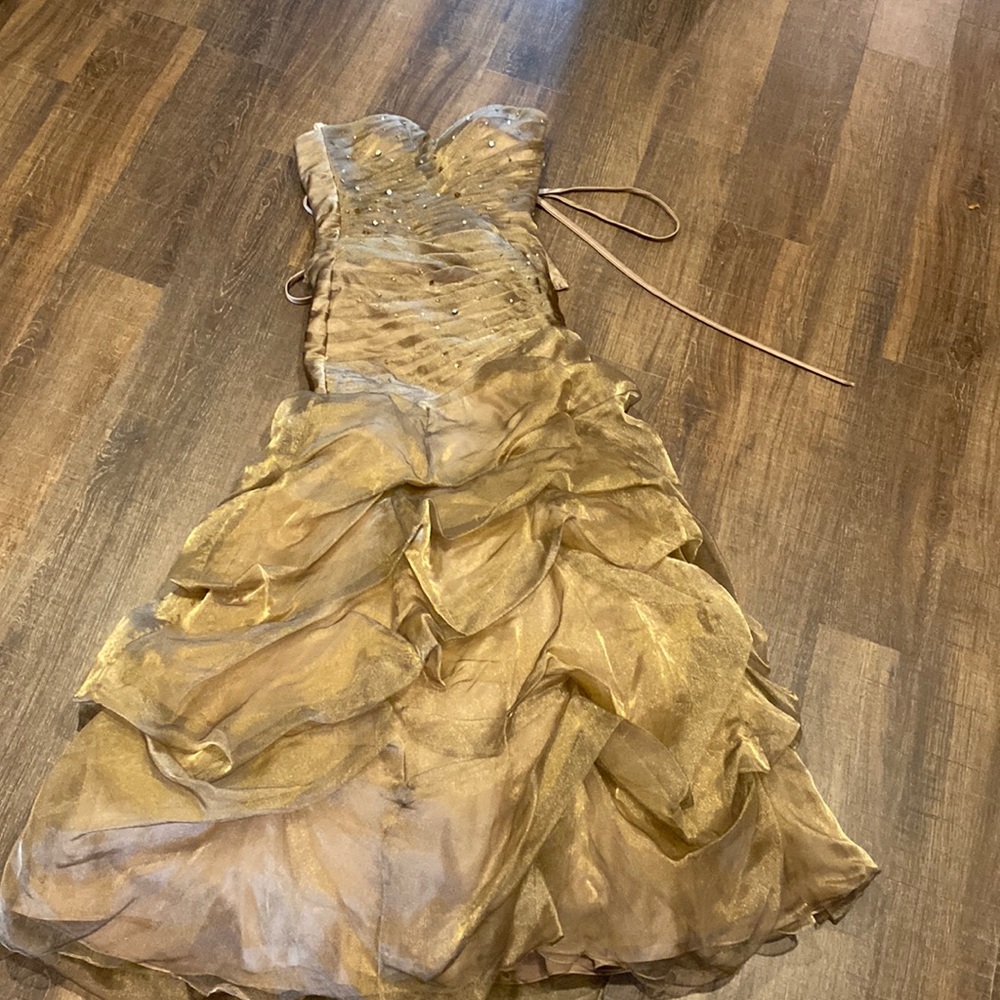 Brown ladies prom dress strapless size 0